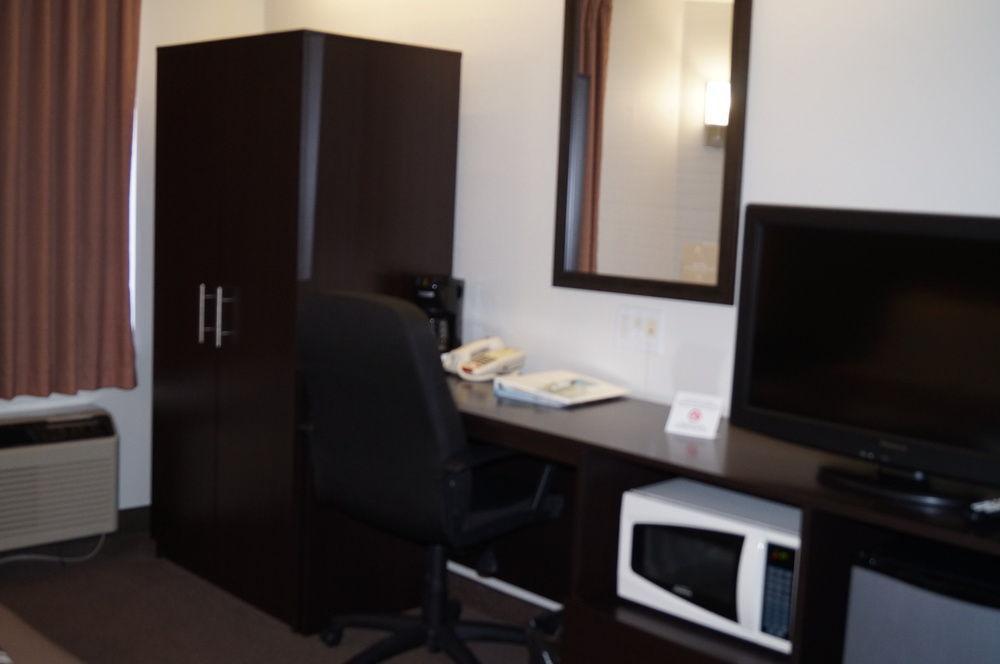 Sleep Inn At Greenville Convention Center מראה חיצוני תמונה
